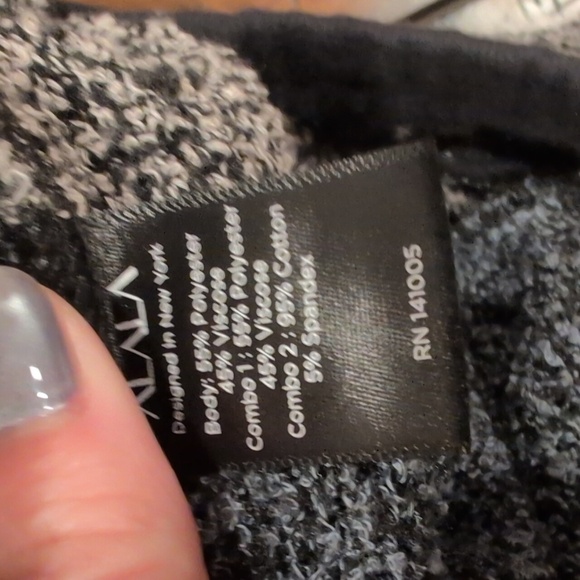 Alala textured retreat joggers - Picture 7 of 10